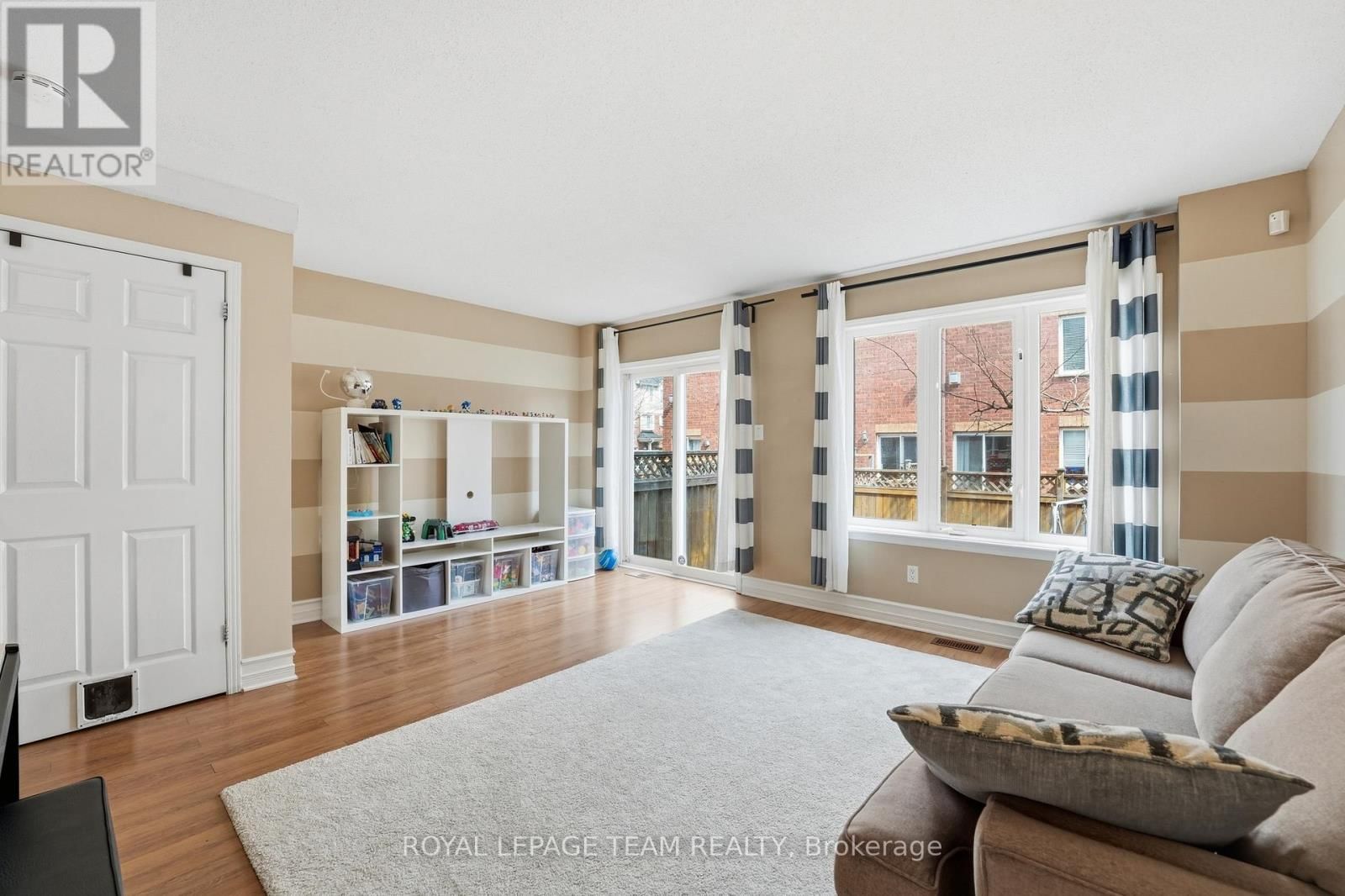 206 - 90 EDENVALE DRIVE Image 7