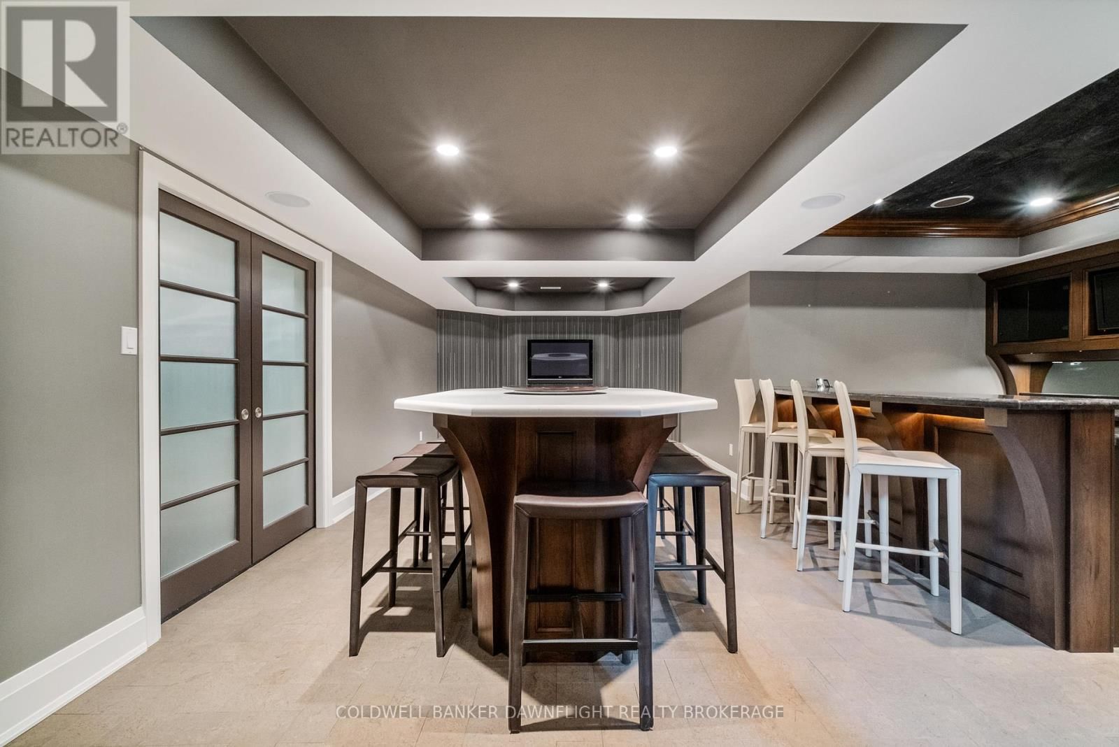 9923 PARKVIEW CRESCENT Image 34