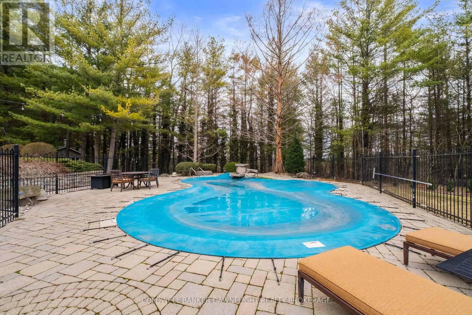 9923 PARKVIEW CRESCENT Image 41