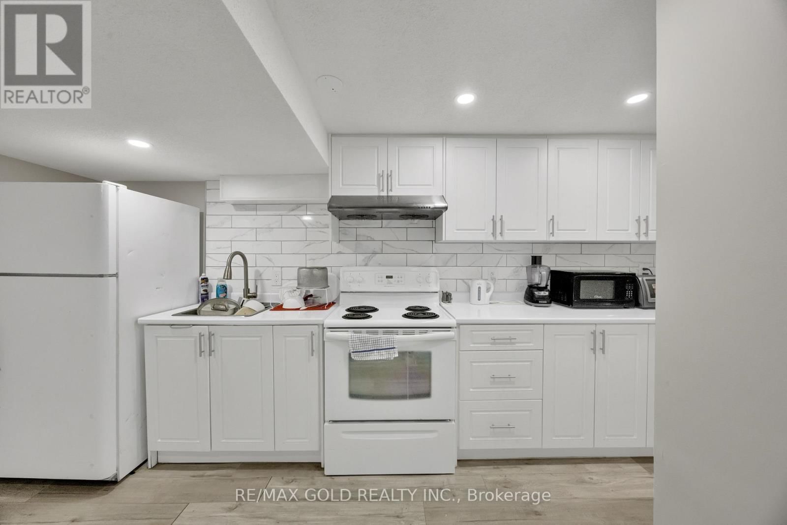 191 FRANKLIN STREET Image 23