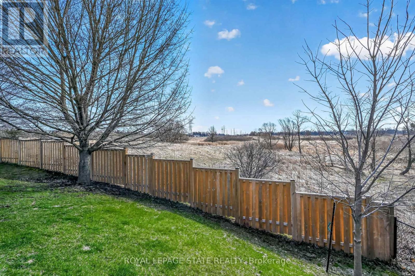 63 - 16 NORTHERNBREEZE STREET Image 34