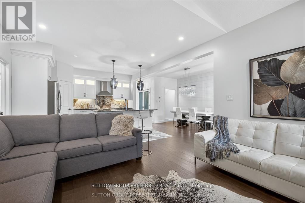 21 ARMSTRONG STREET Image 13