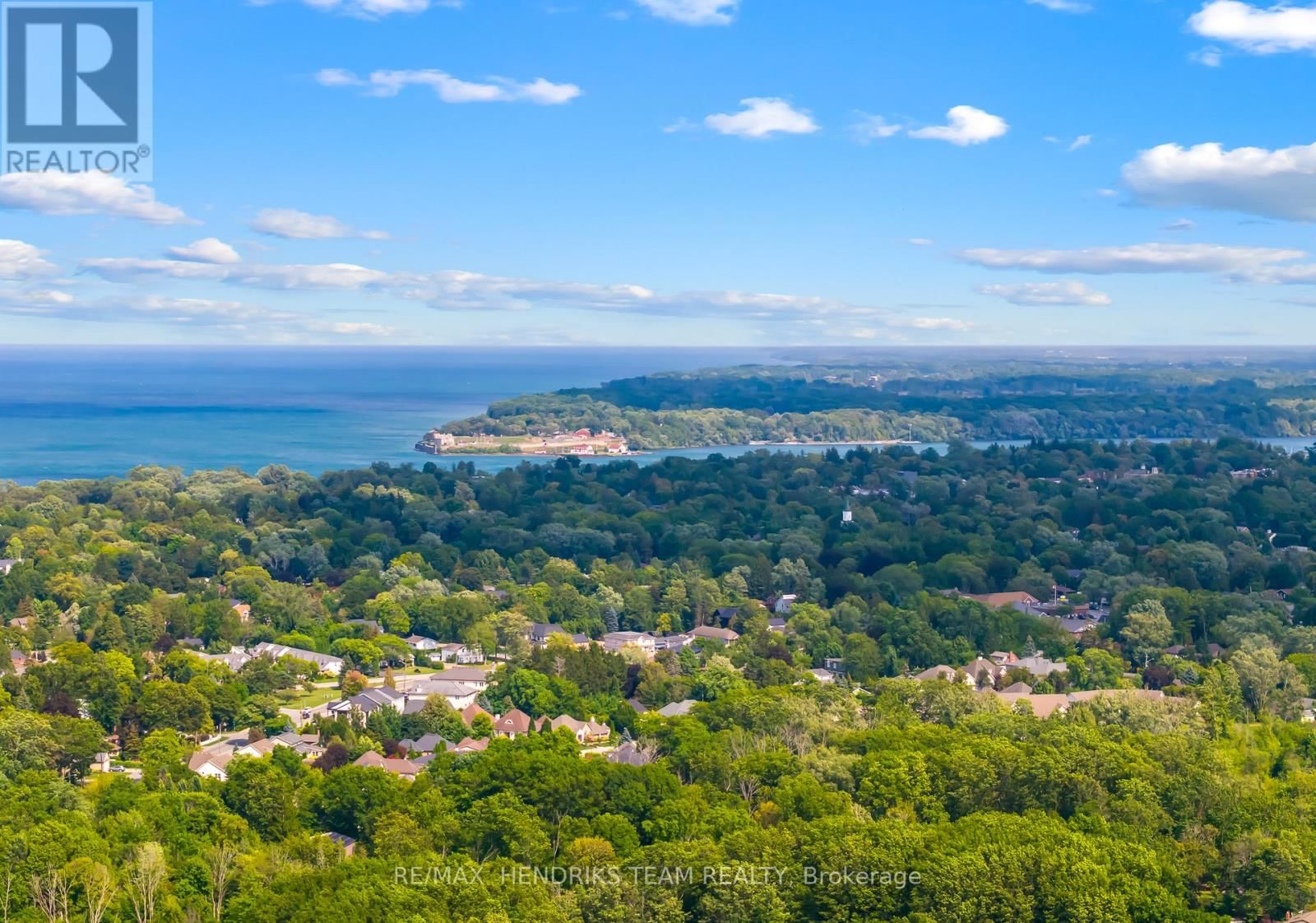 6 GARRISON VILLAGE DRIVE Image 36