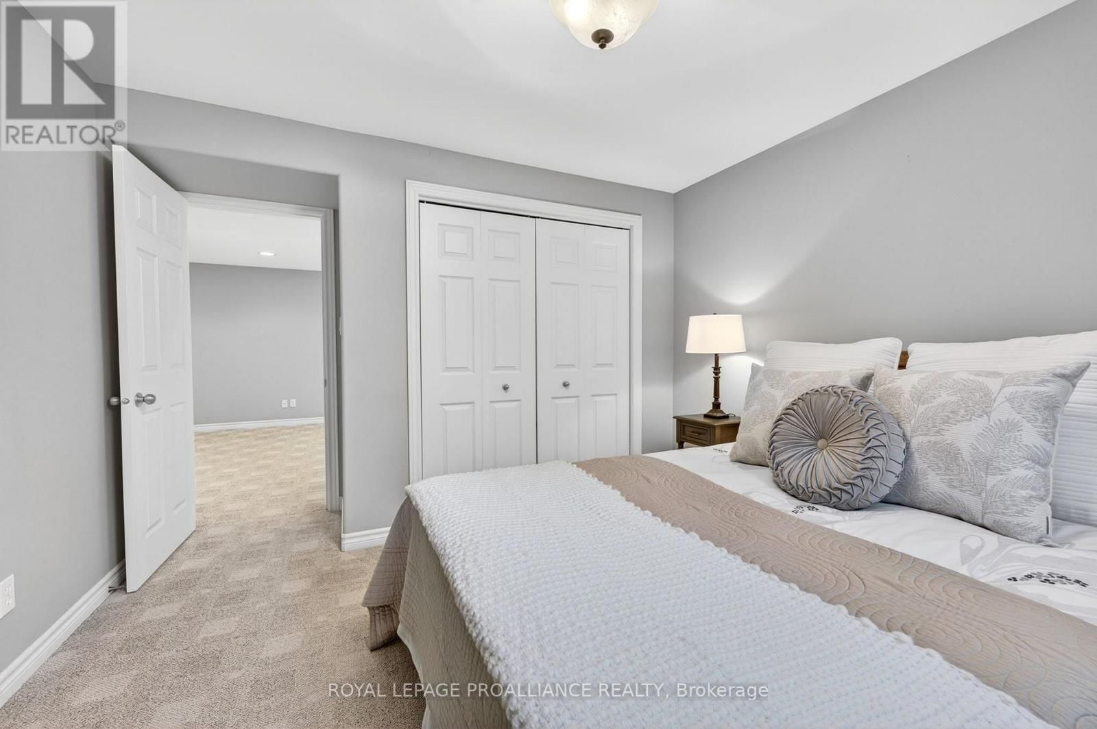 27 GAVEY STREET Image 23