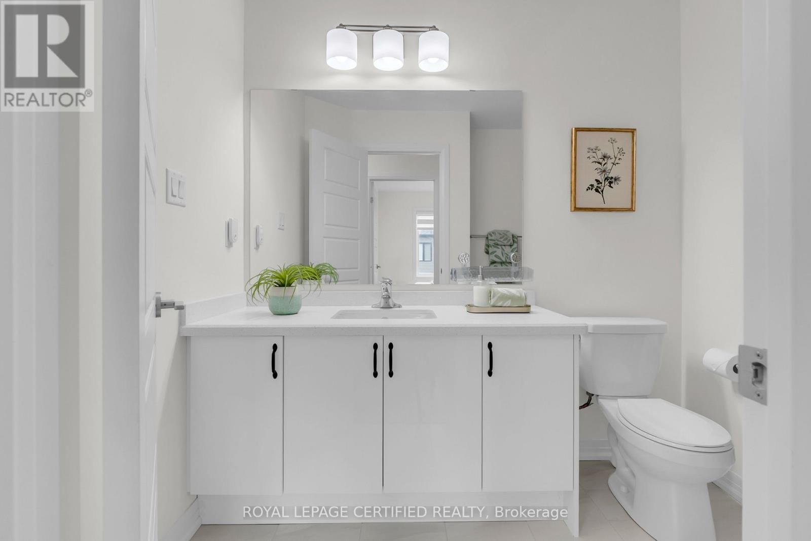 16 DENNIS AVENUE Image 44