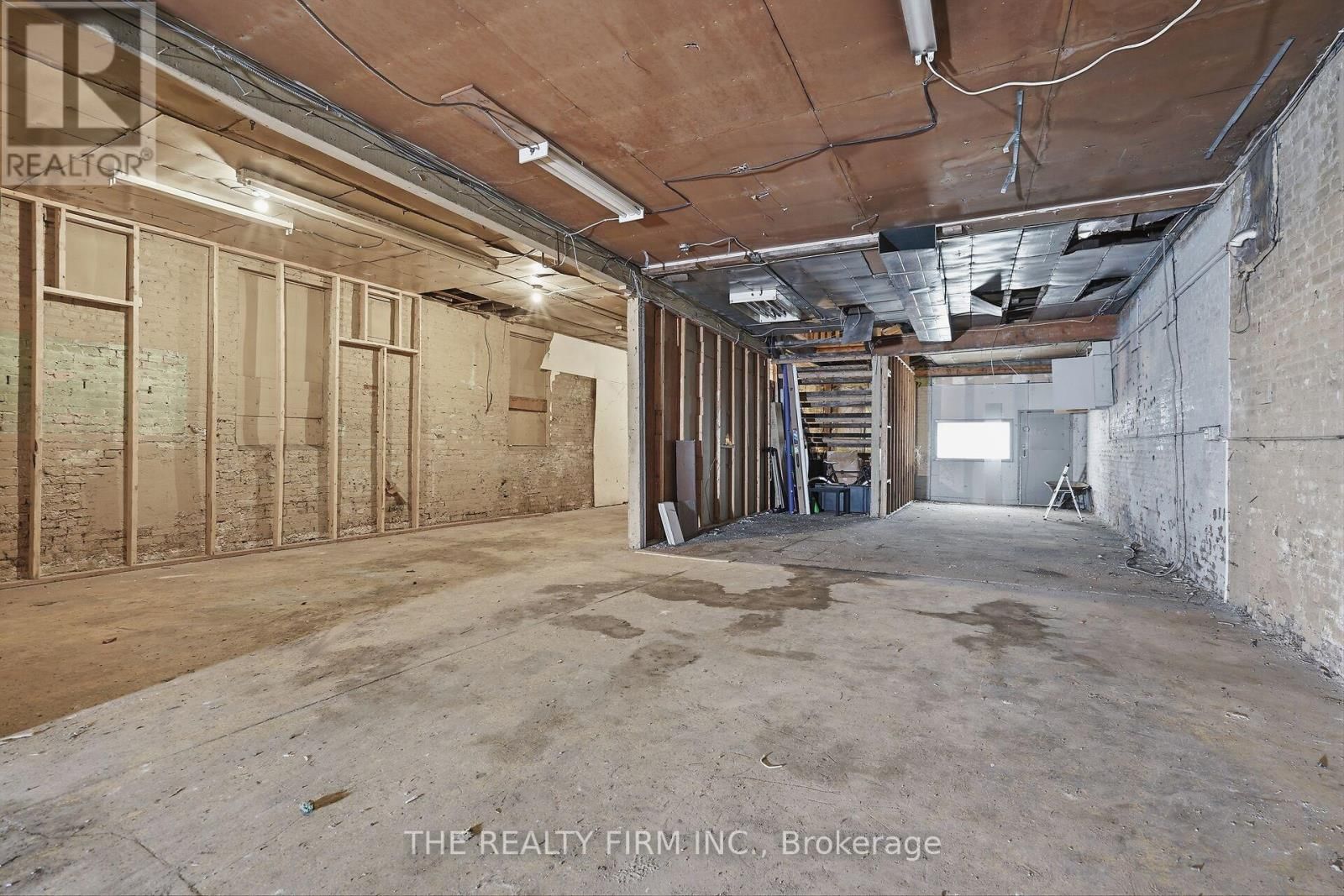 620 MARSHALL STREET Image 10