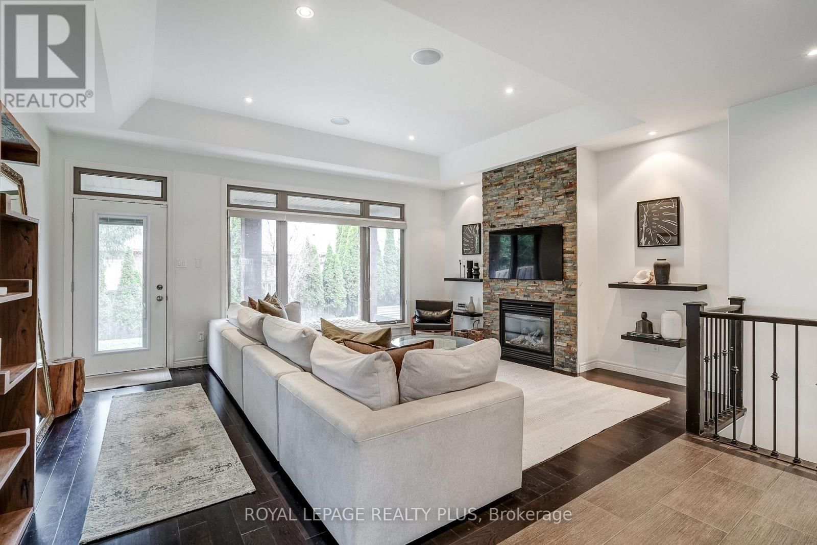 122 MISSION ROAD Image 15