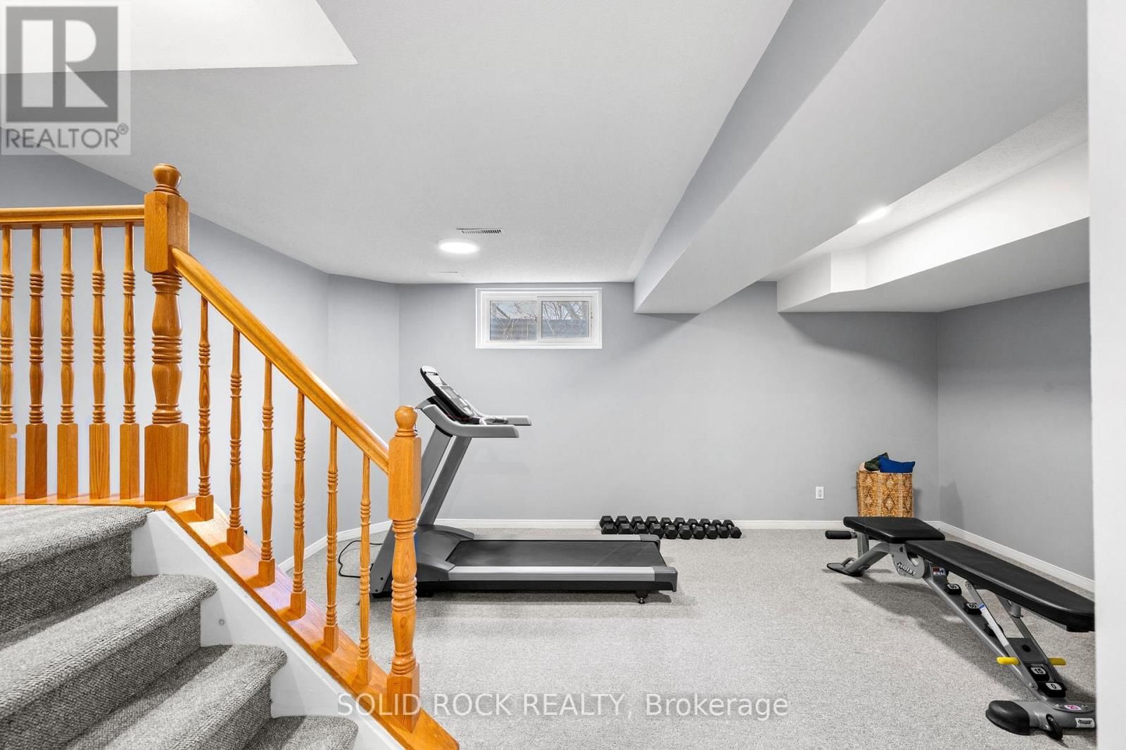 77 MARKLAND CRESCENT Image 31