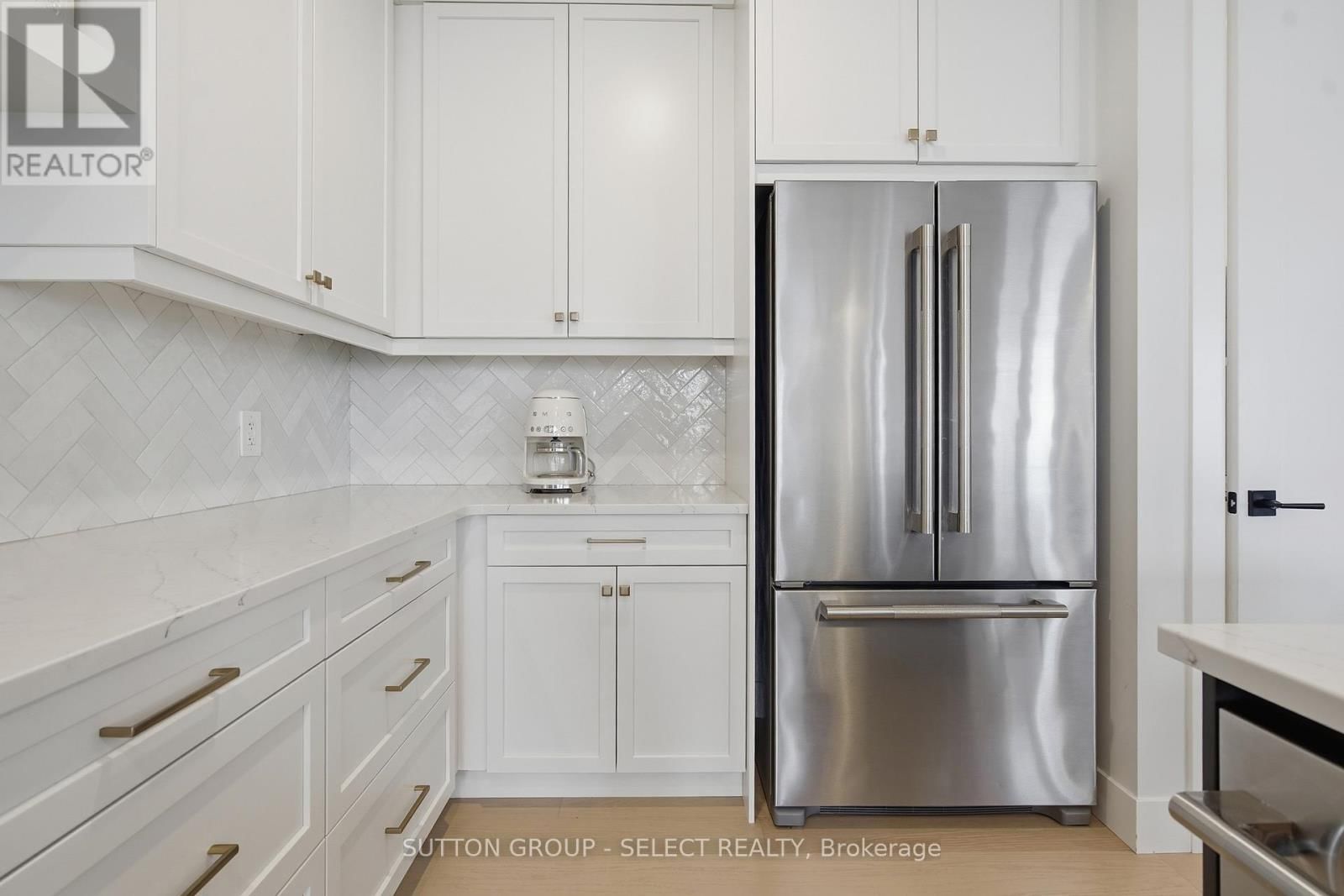 1886 FOUNTAIN GRASS DRIVE Image 18