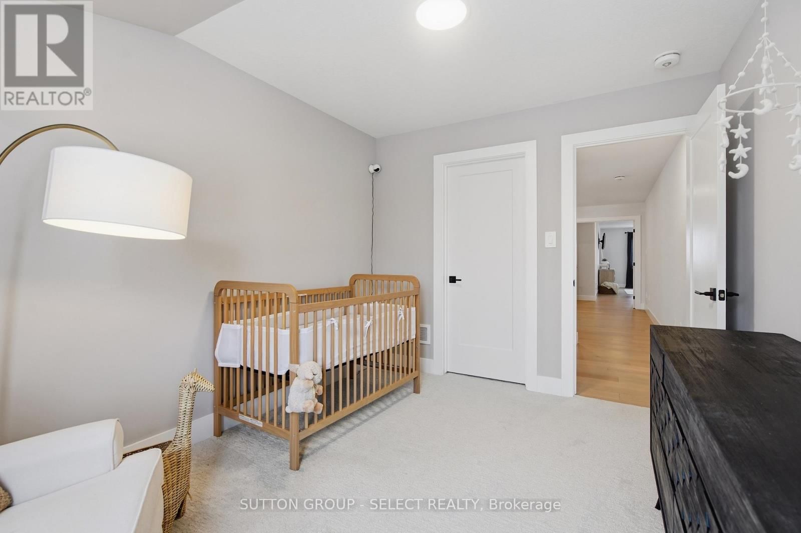 1886 FOUNTAIN GRASS DRIVE Image 30