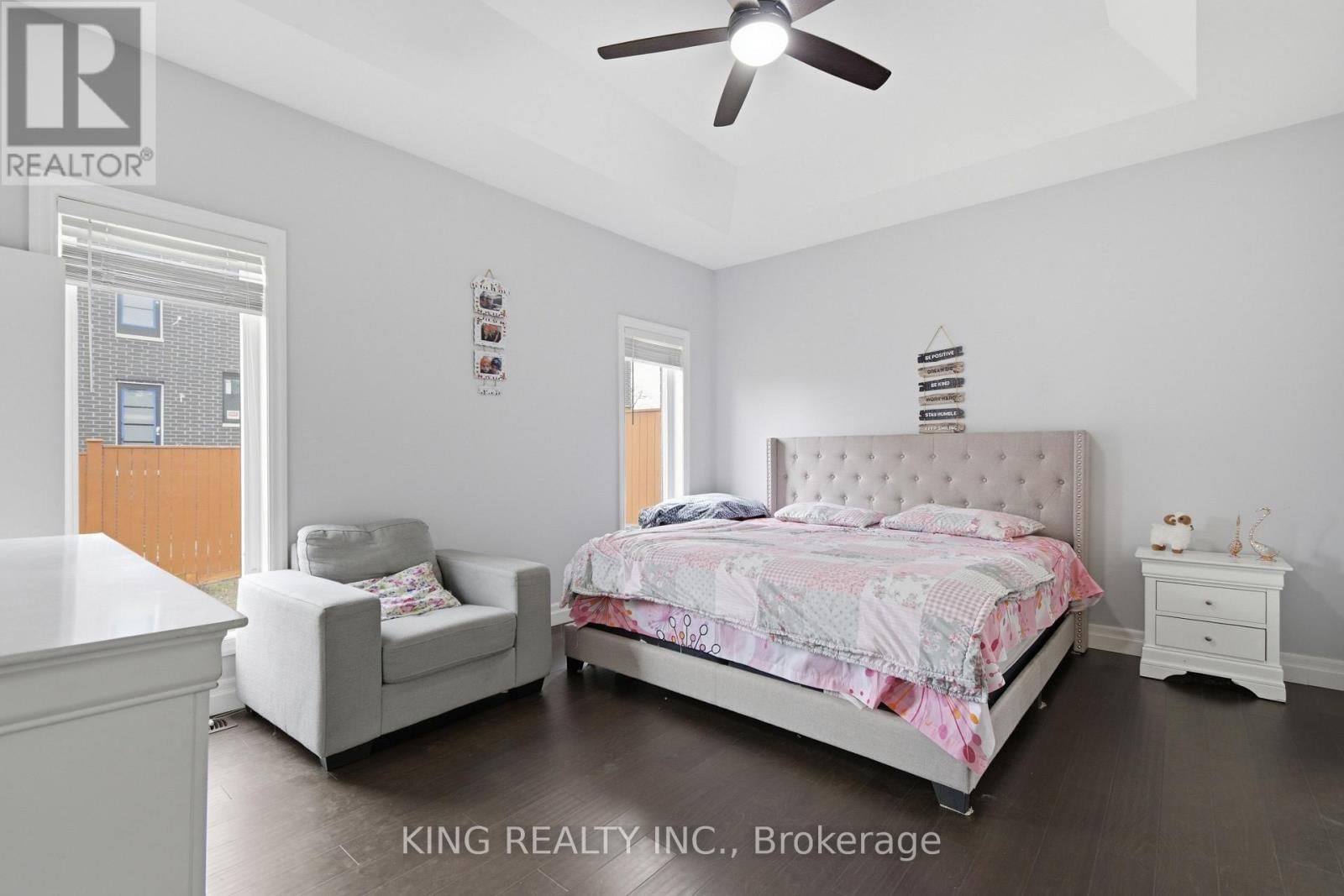 914 ELLROSE AVENUE Image 24