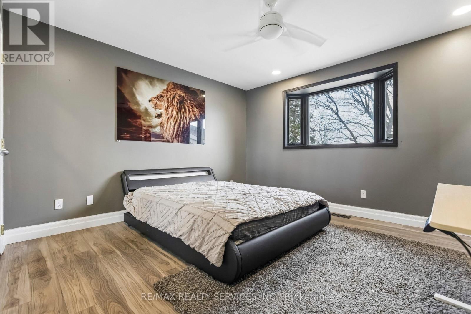 3 CHICOPEE TERRACE Image 17