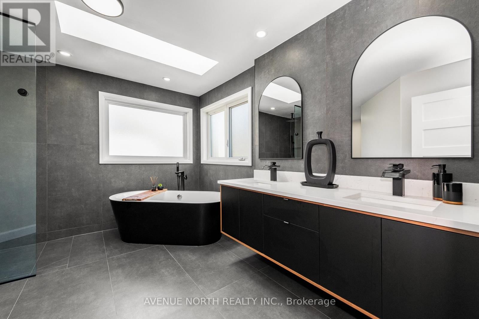 3 ESSON STREET Image 34