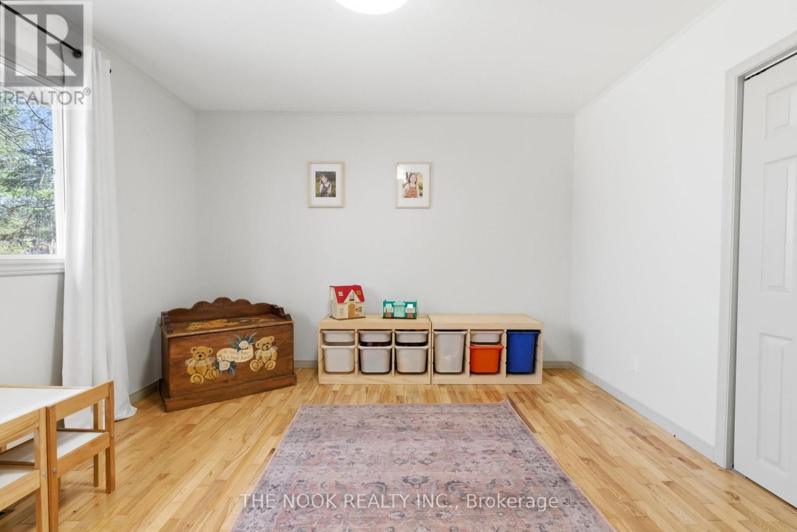 270 ST. LAWRENCE STREET EAST Image 26