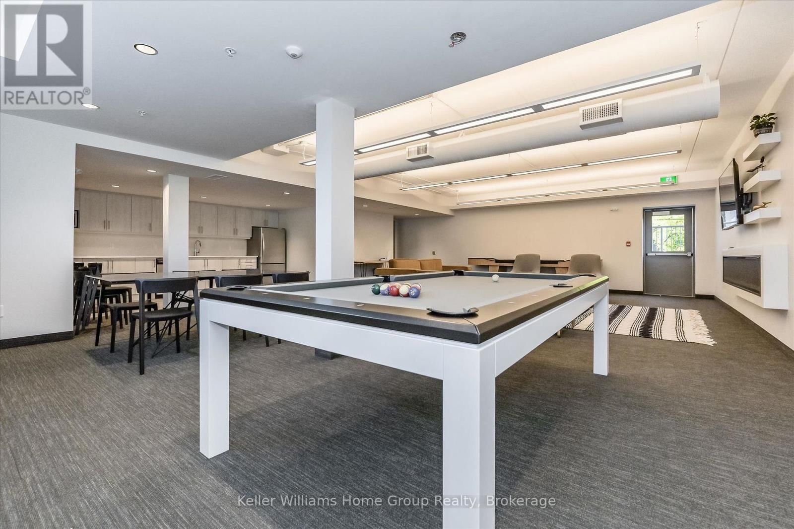 307 - 19 STUMPF STREET Image 48