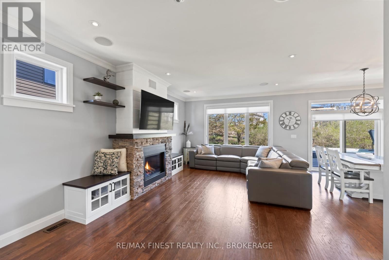 157 ISLANDVIEW DRIVE Image 13