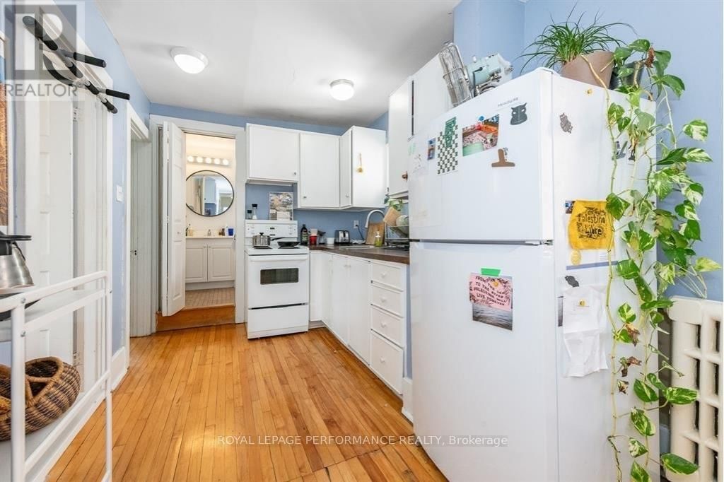 C - 721 COOPER STREET Image 15