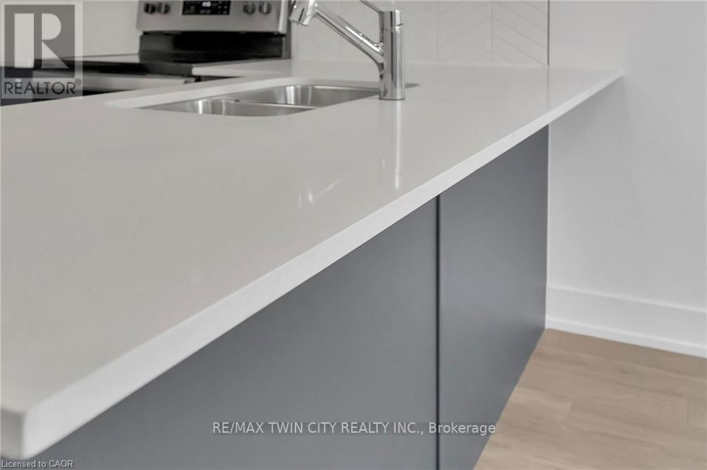 53 - 99 ROGER STREET Image 28