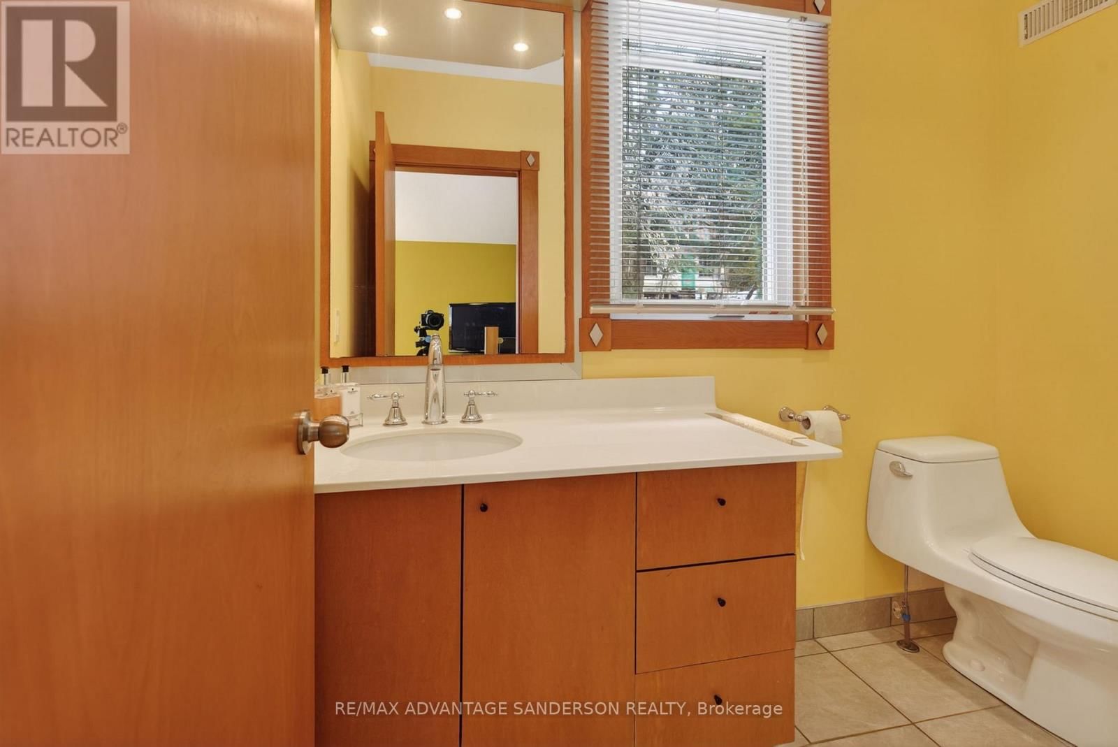 9584 MELROSE DRIVE Image 26