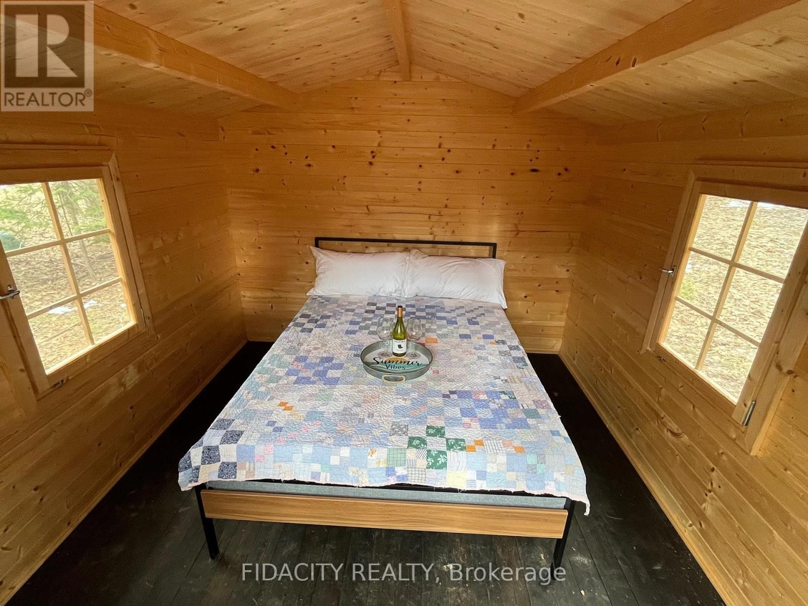 186 FLEMING DRIVE Image 15