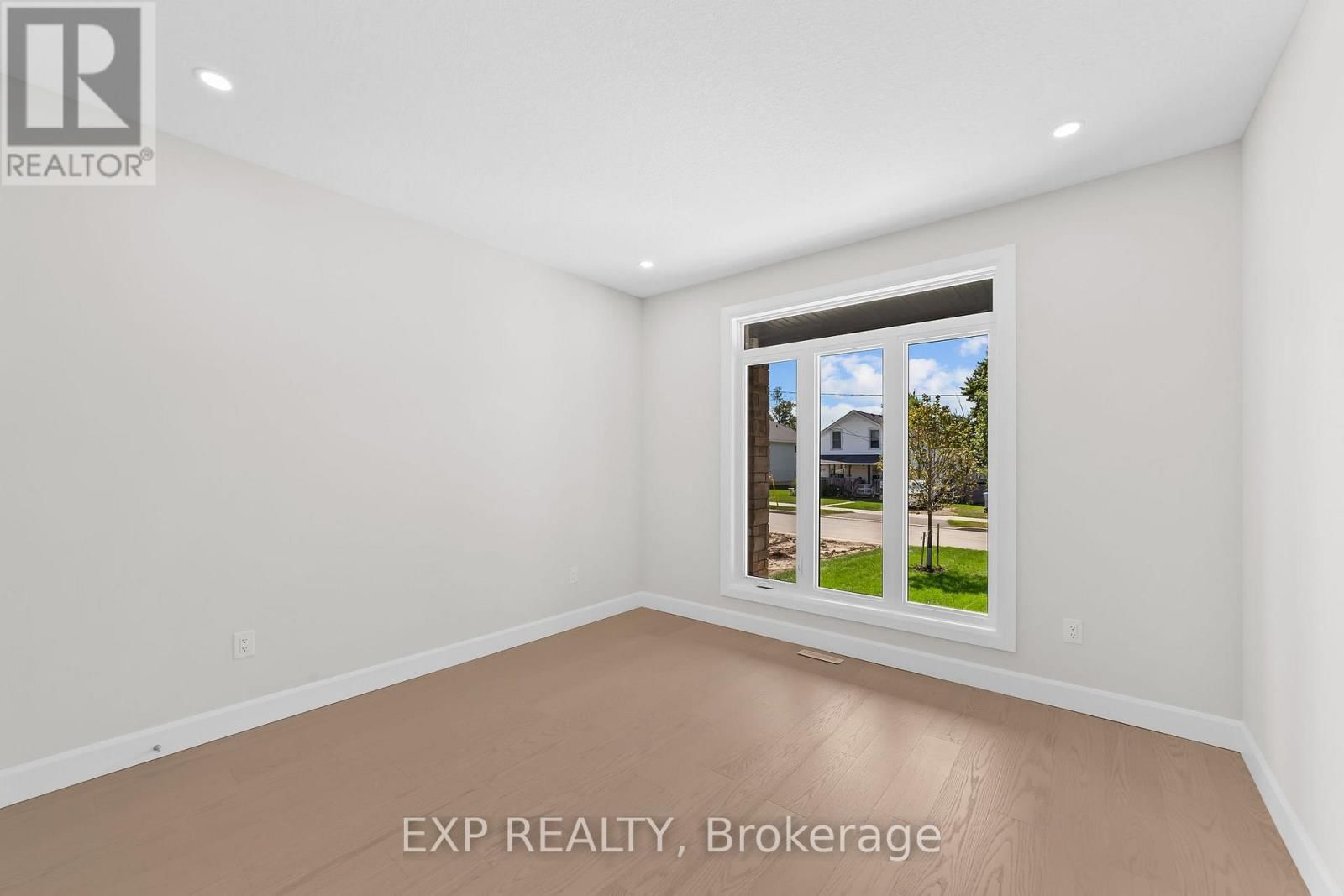 421 ONTARIO STREET Image 17