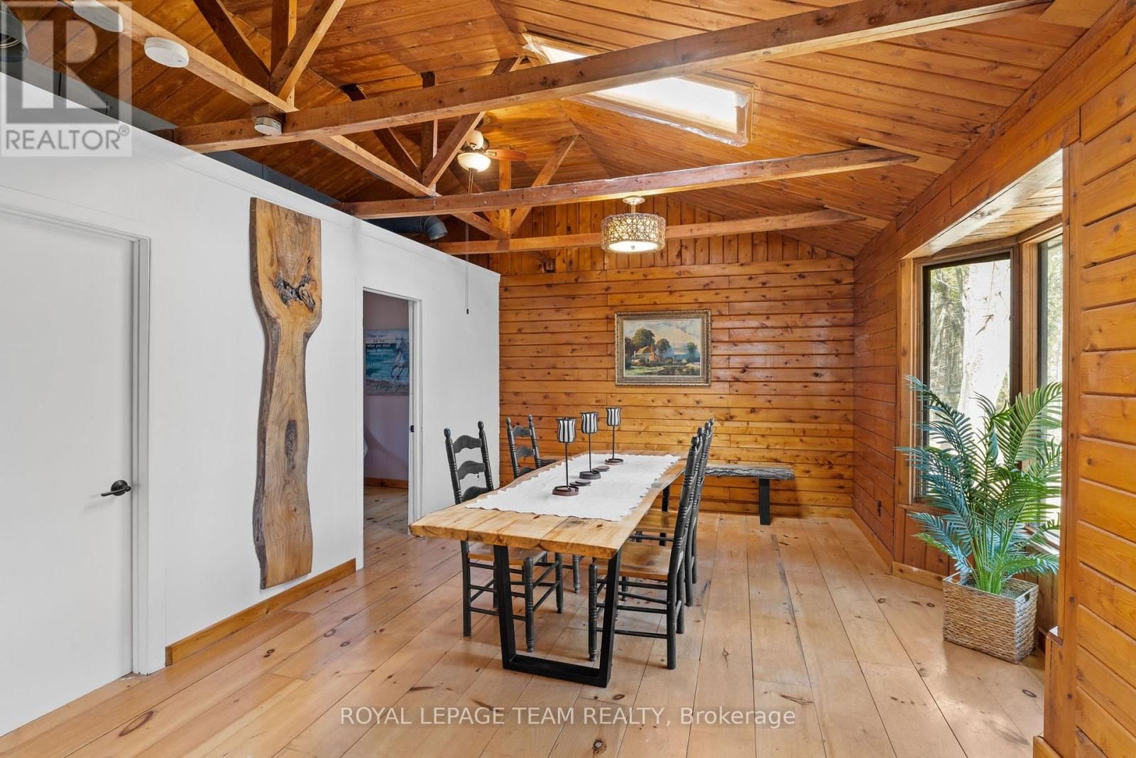 4265 ROGER STEVENS DRIVE Image 10