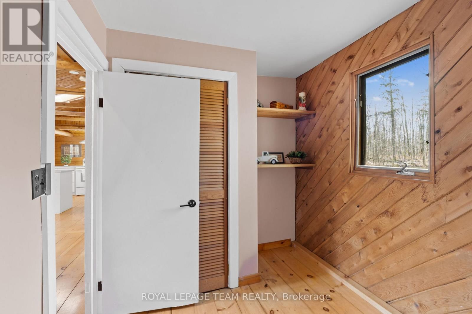 4265 ROGER STEVENS DRIVE Image 21