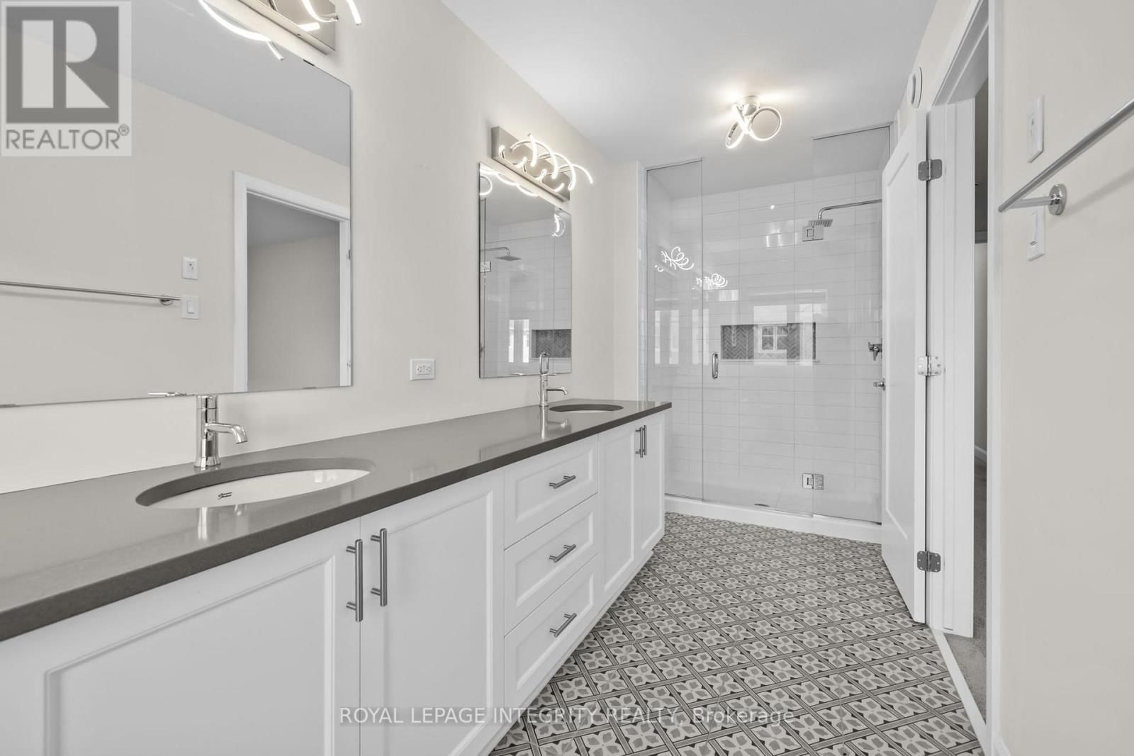 133 ANGELONIA CRESCENT Image 28