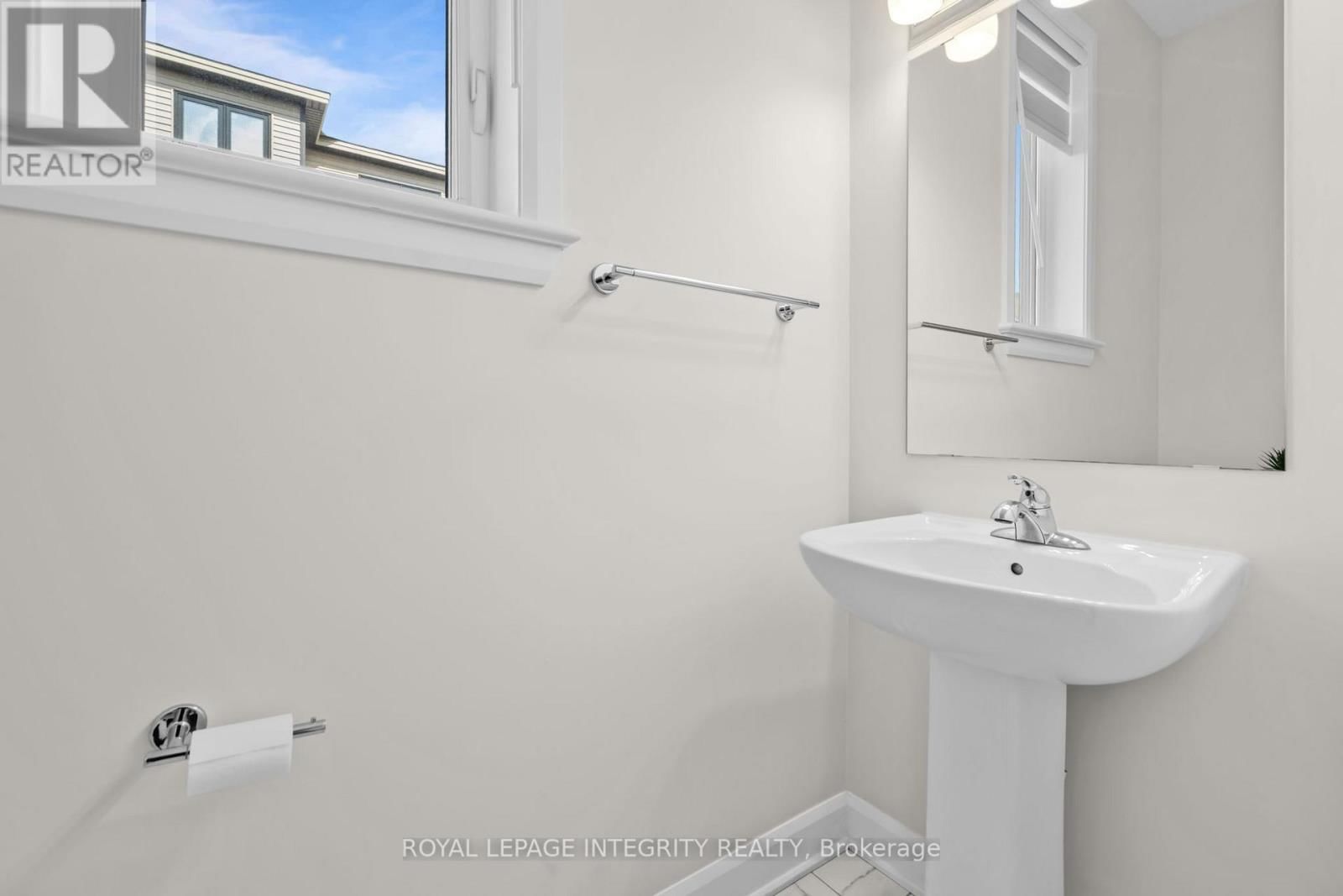 133 ANGELONIA CRESCENT Image 5