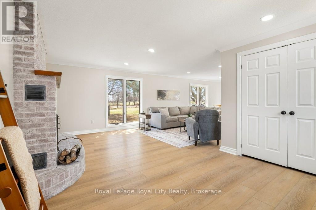 8397 WELLINGTON 22 ROAD Image 9