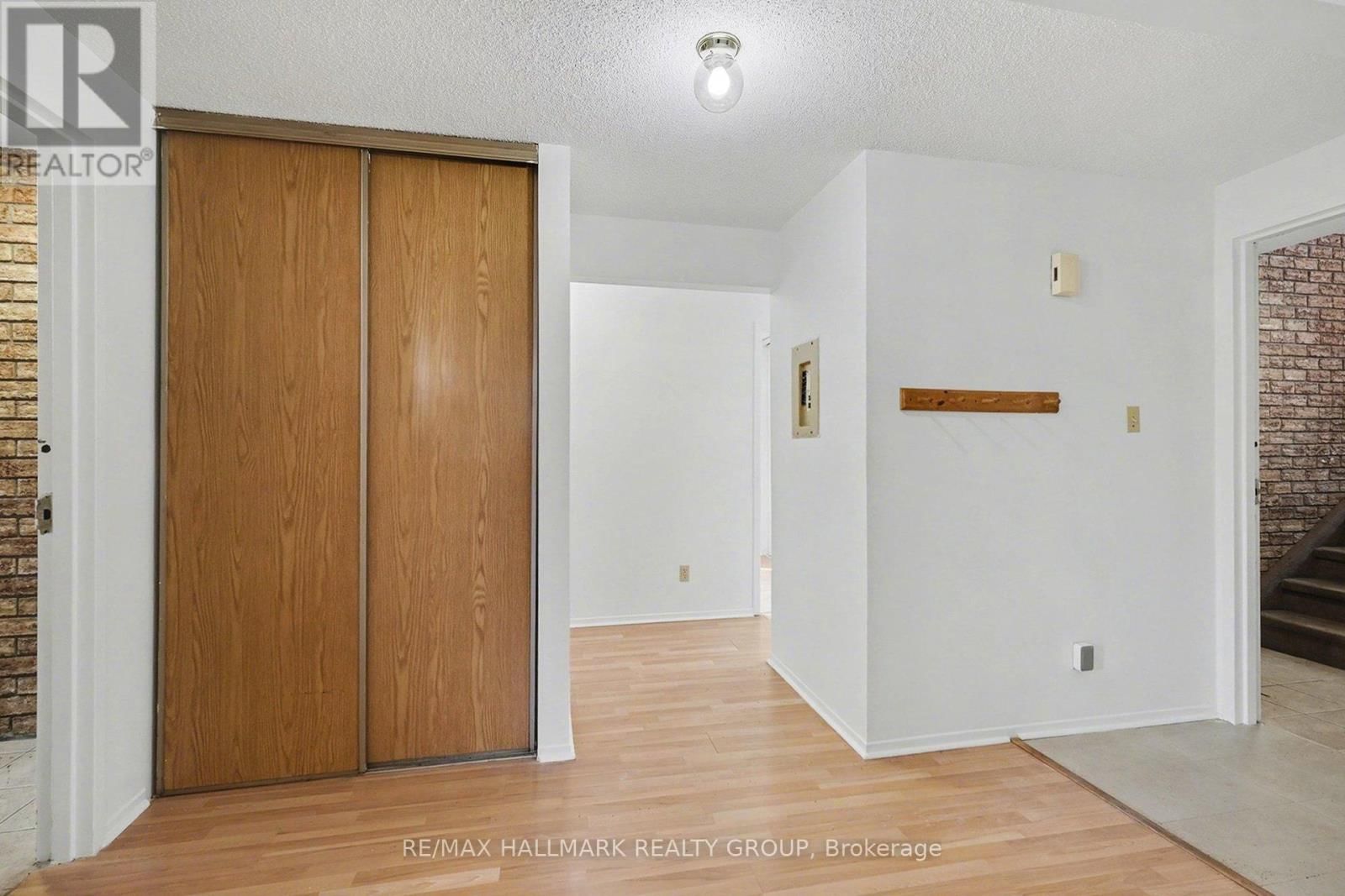 1 - 112 BARRETTE STREET Image 13