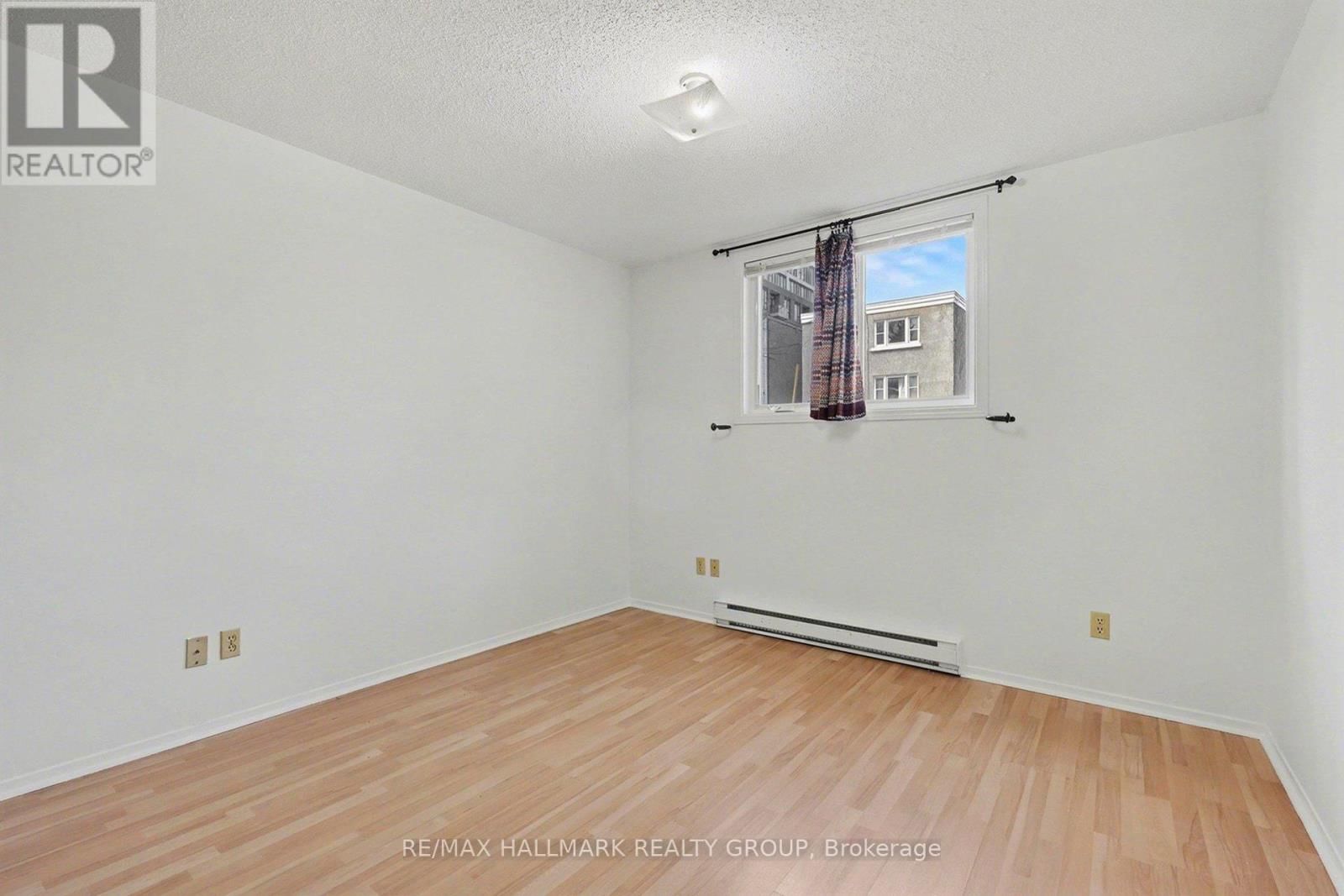 1 - 112 BARRETTE STREET Image 15