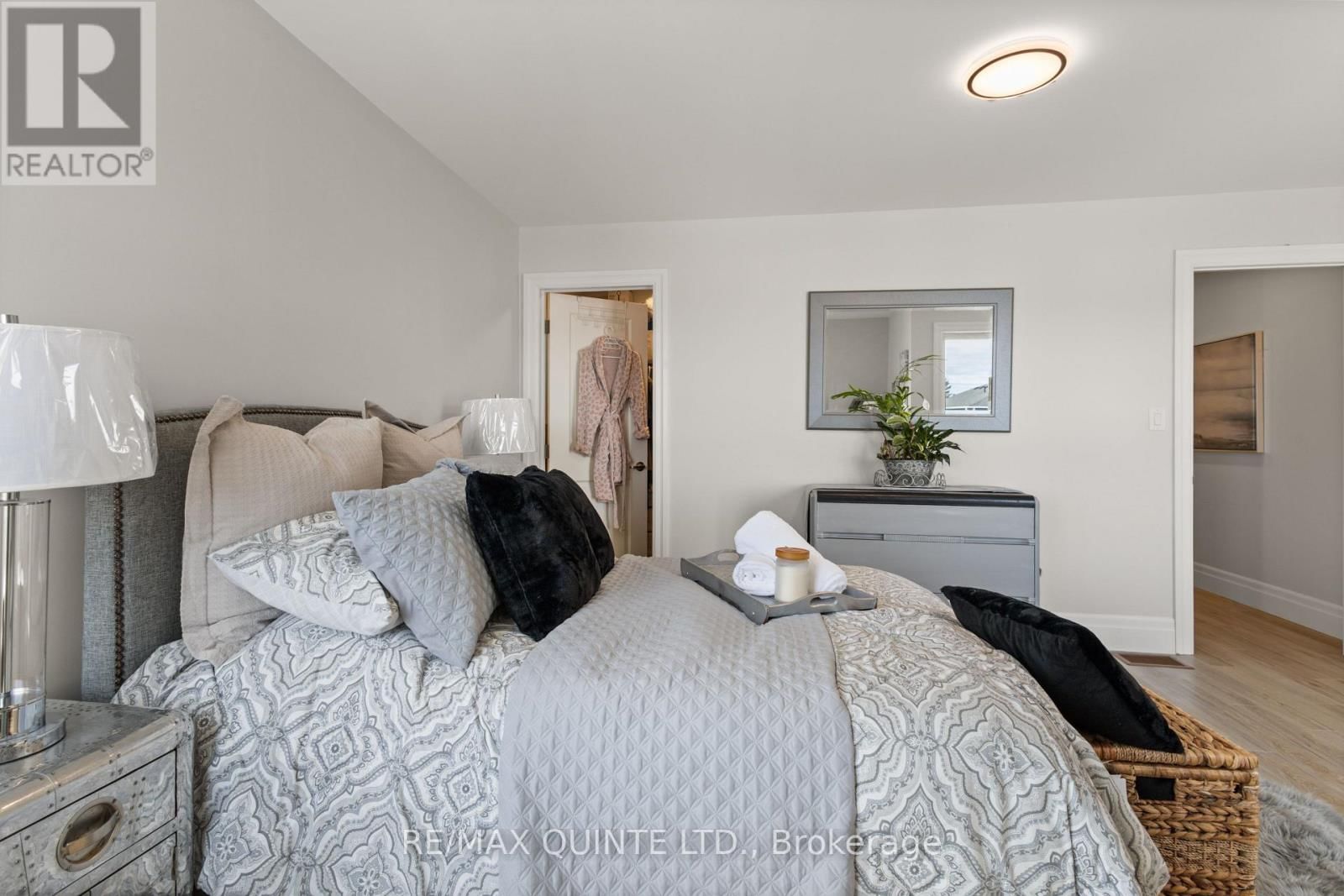 40 ALLEN STREET Image 37