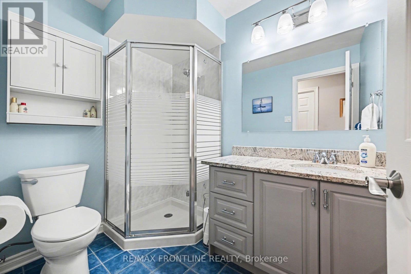 29 DECARIA BOULEVARD Image 23