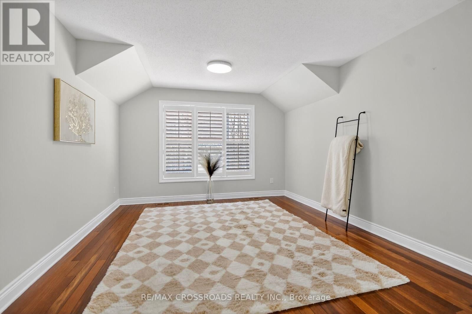 10 TIERNEY DRIVE Image 11