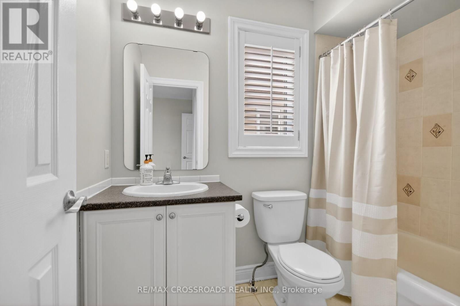 10 TIERNEY DRIVE Image 35