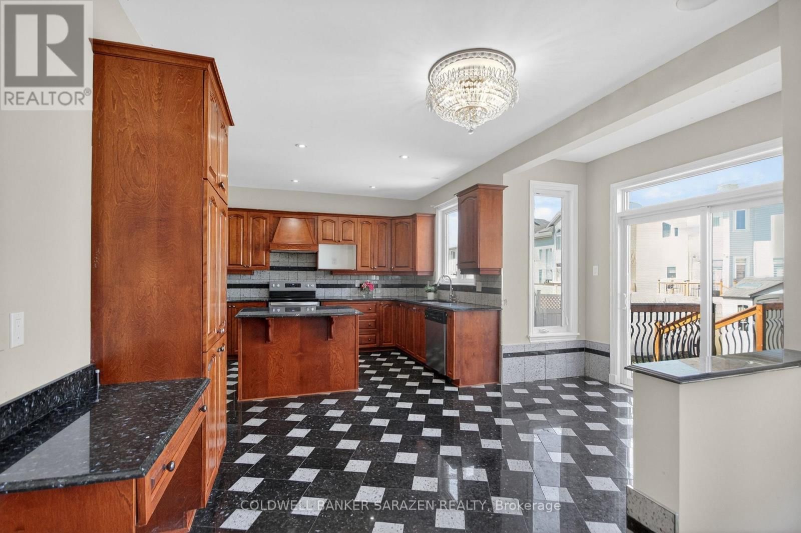 147 AUGUST LILY CRESCENT Image 15