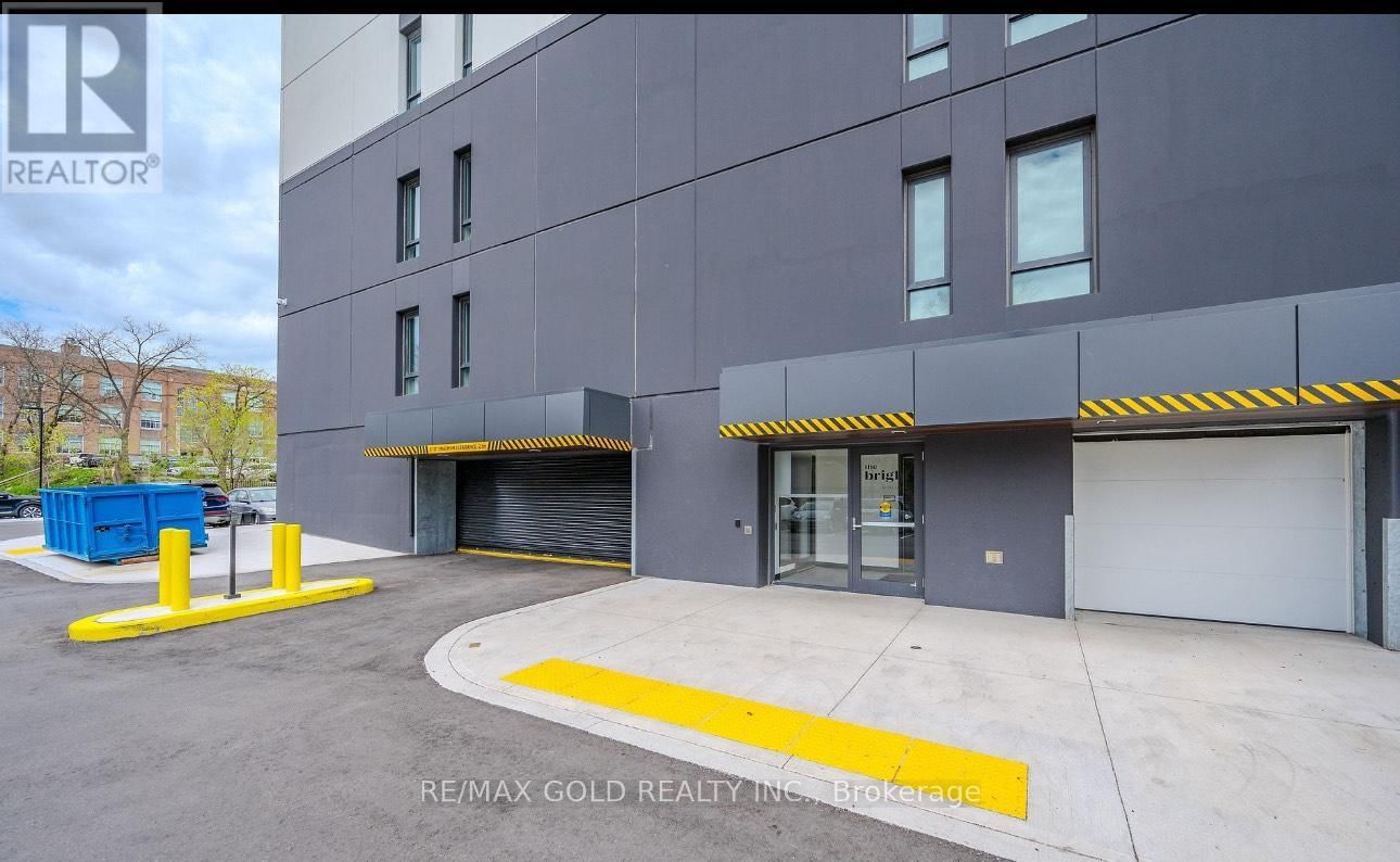 1302 - 741 KING STREET Image 13