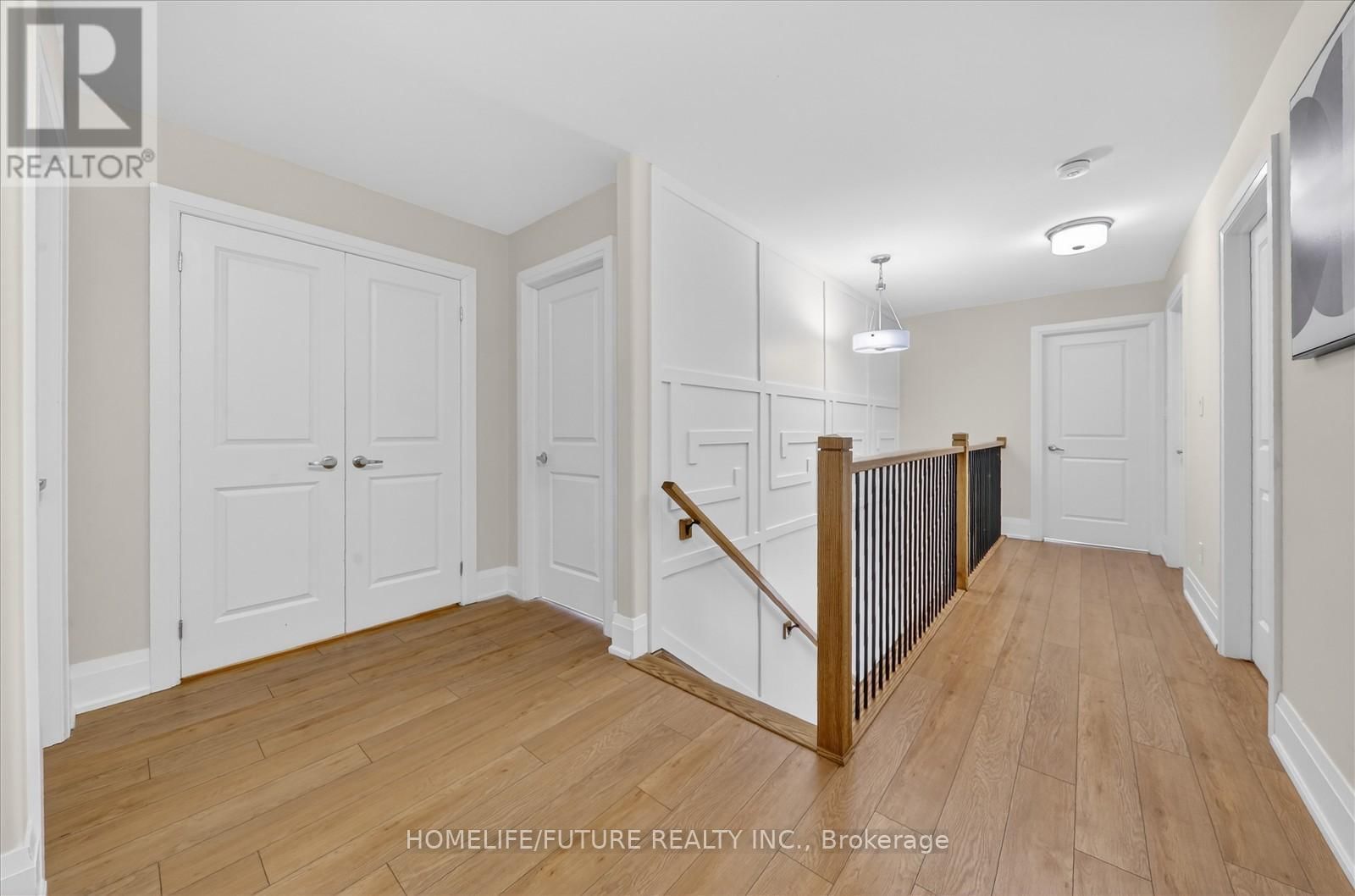 212 MALLORY TERRACE Image 17