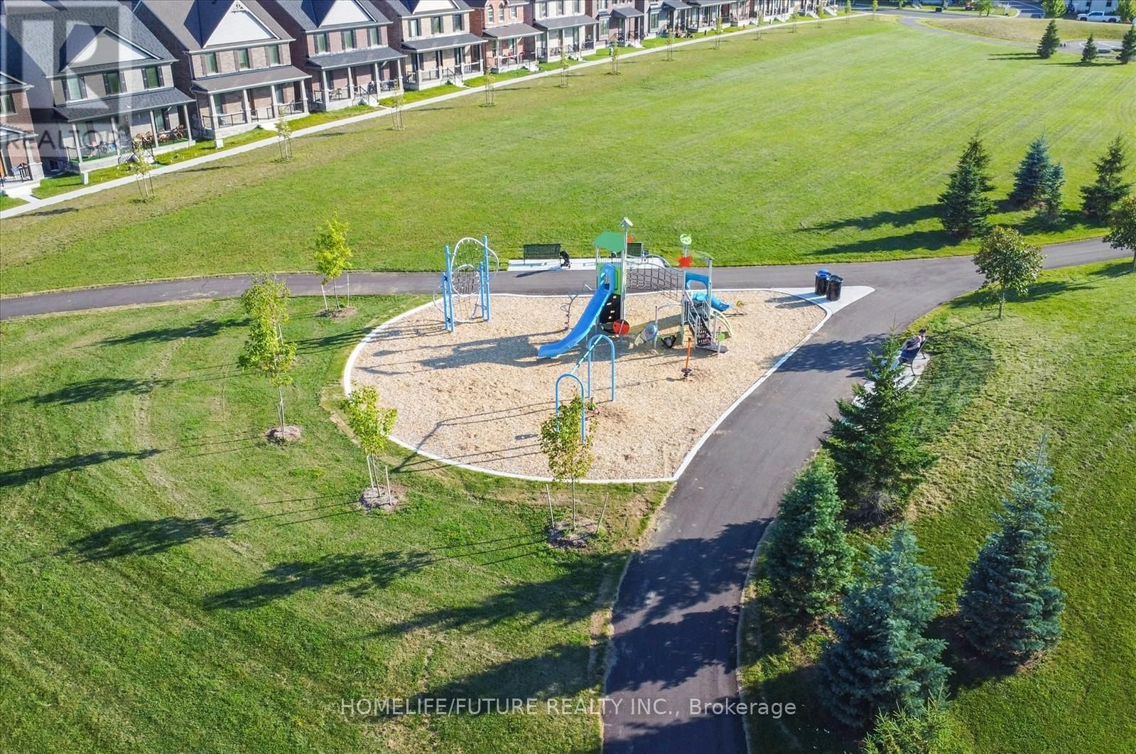 212 MALLORY TERRACE Image 31