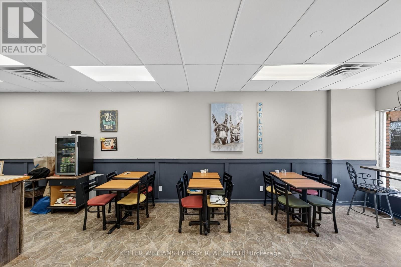 302 PICTON MAIN STREET Image 10