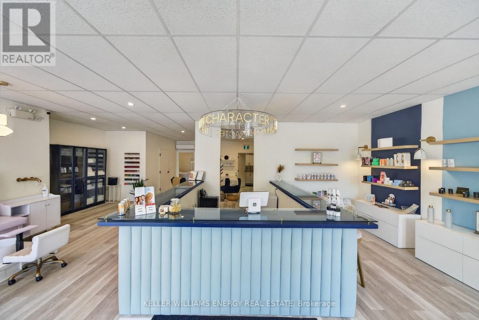 302 PICTON MAIN STREET Image 13