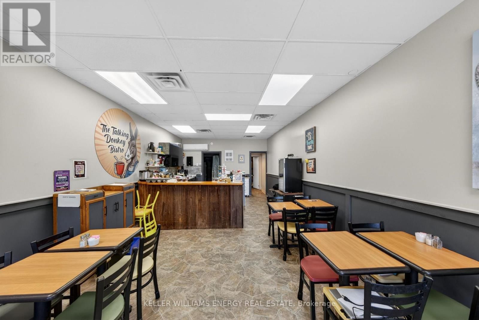 302 PICTON MAIN STREET Image 3