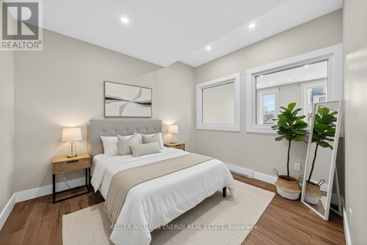 302 PICTON MAIN STREET Image 5