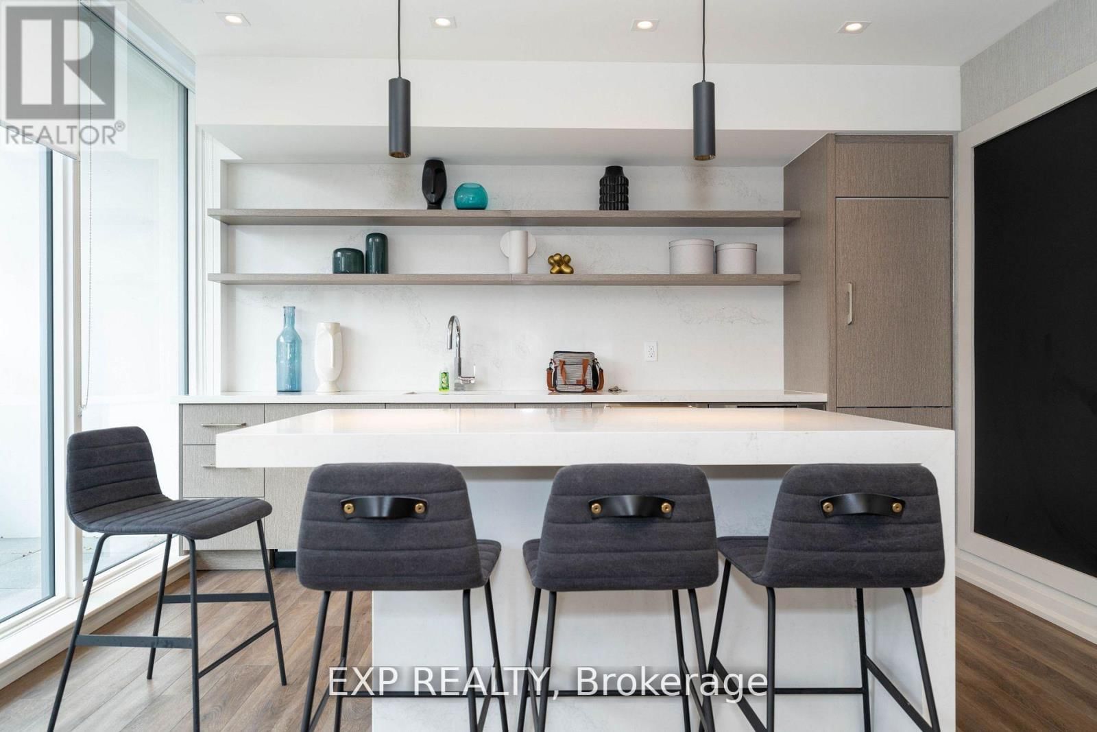 1105 - 212 KING WILLIAM STREET Image 11