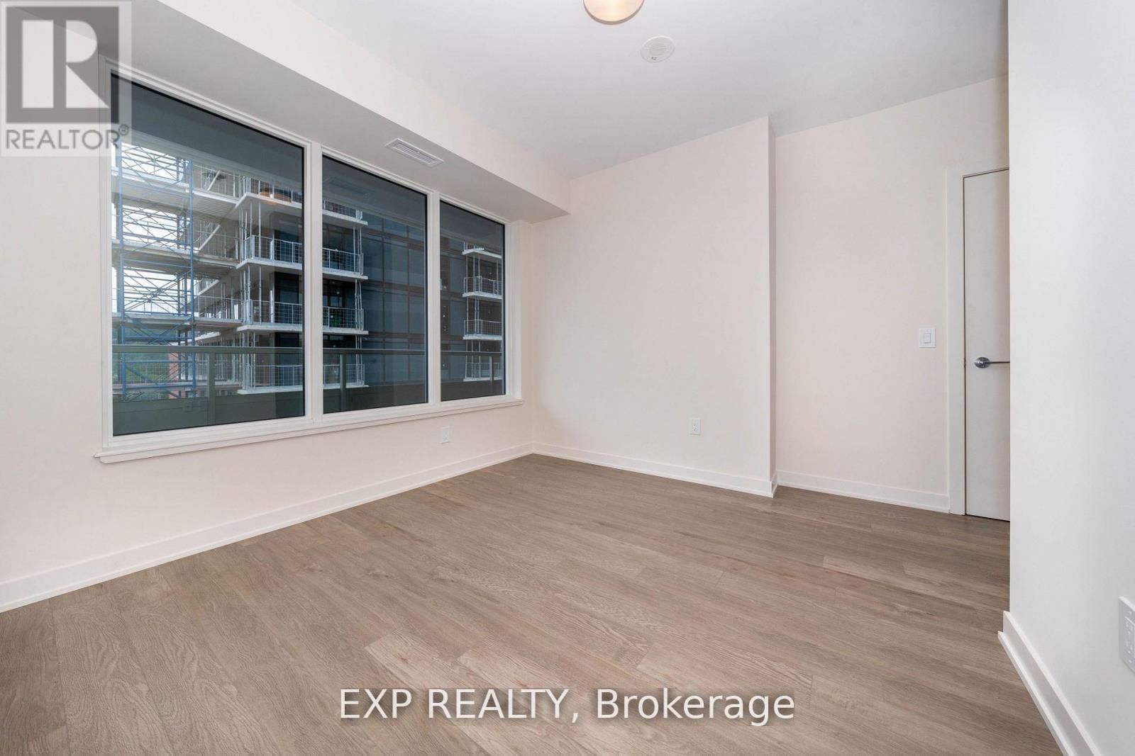 1105 - 212 KING WILLIAM STREET Image 27