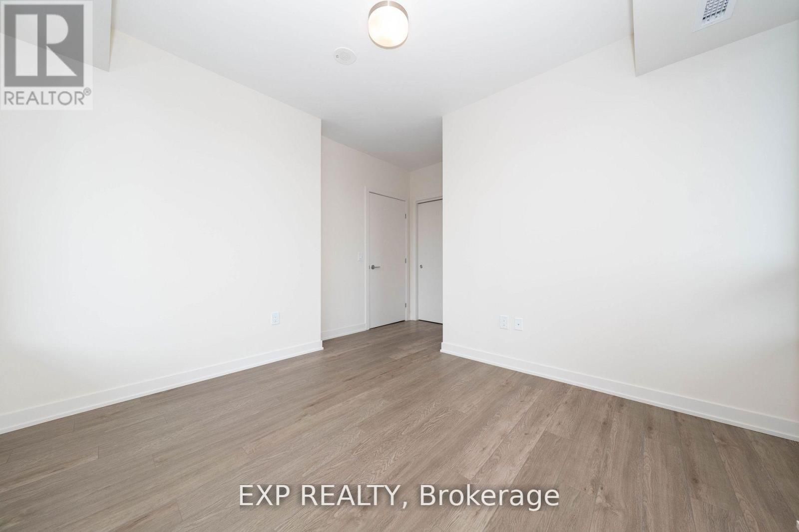 1105 - 212 KING WILLIAM STREET Image 28