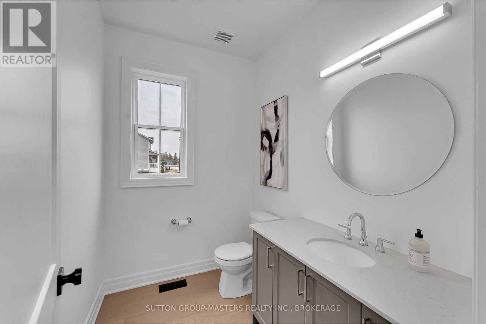 264 OLD KILN CRESCENT Image 12