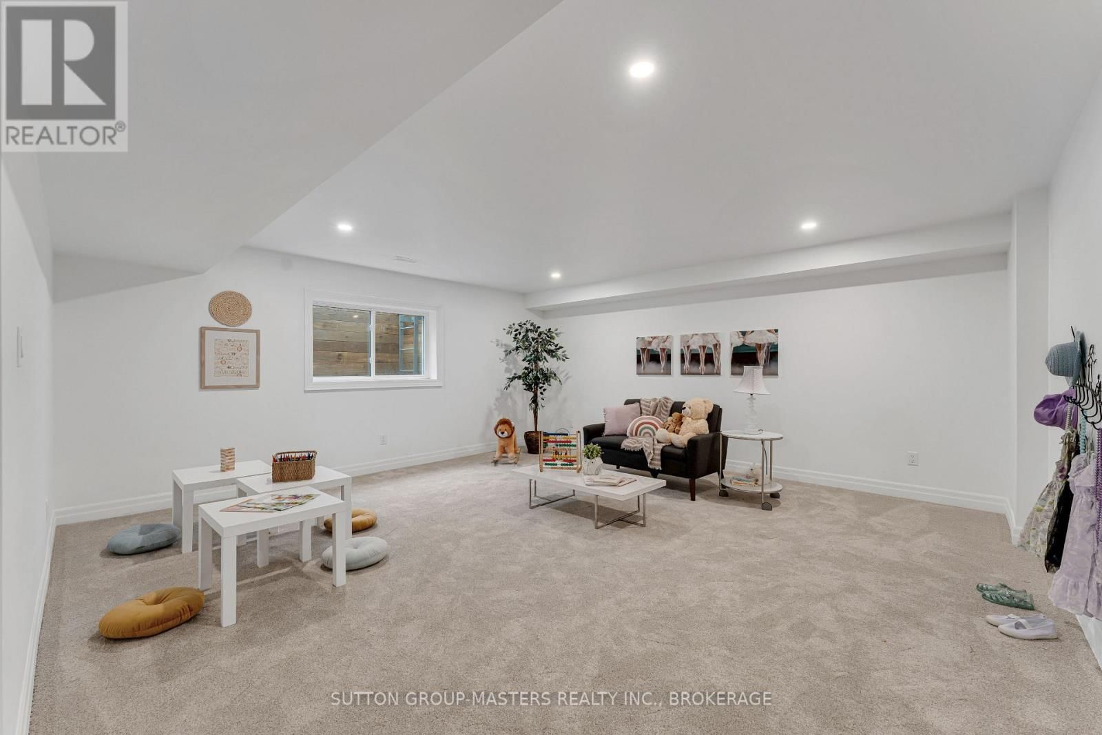 264 OLD KILN CRESCENT Image 13