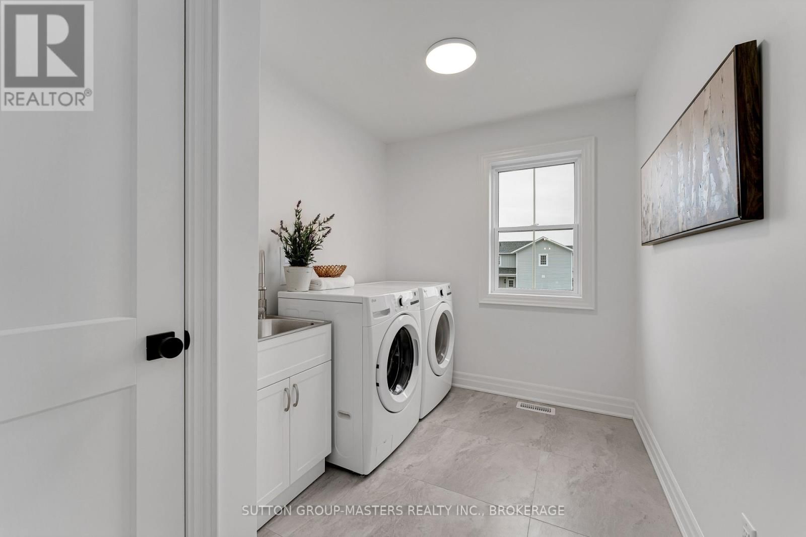 264 OLD KILN CRESCENT Image 22